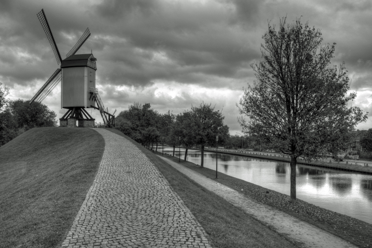 Bonne Chiere Molen - Brugge, Belgium - November 3, 2010 